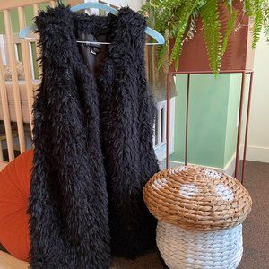 Faux fur black vest (size S)